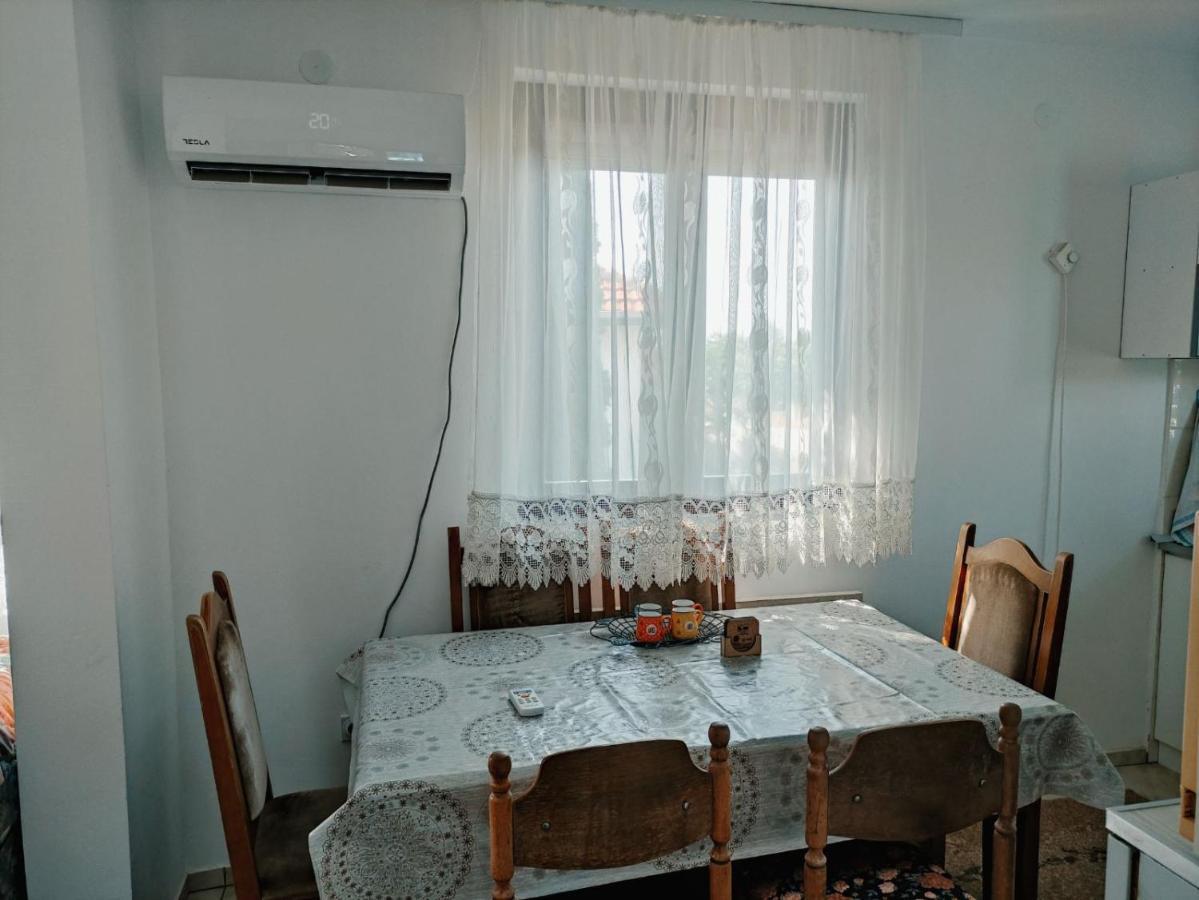 Вілла Cozy House Cvetkovic Ниш Екстер'єр фото